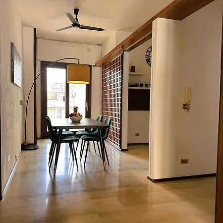 Attico 72 Apartment *